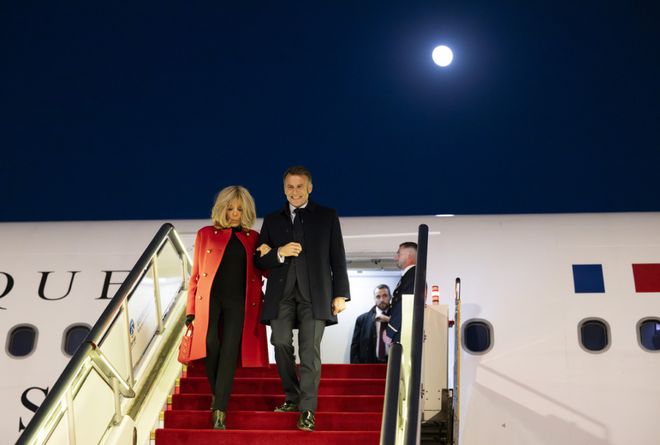 马克龙抵京后发文：很高兴对中国进行第四次国事访问